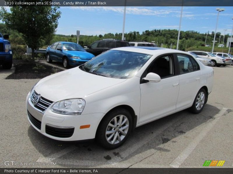 Candy White / Titan Black 2010 Volkswagen Jetta SE Sedan