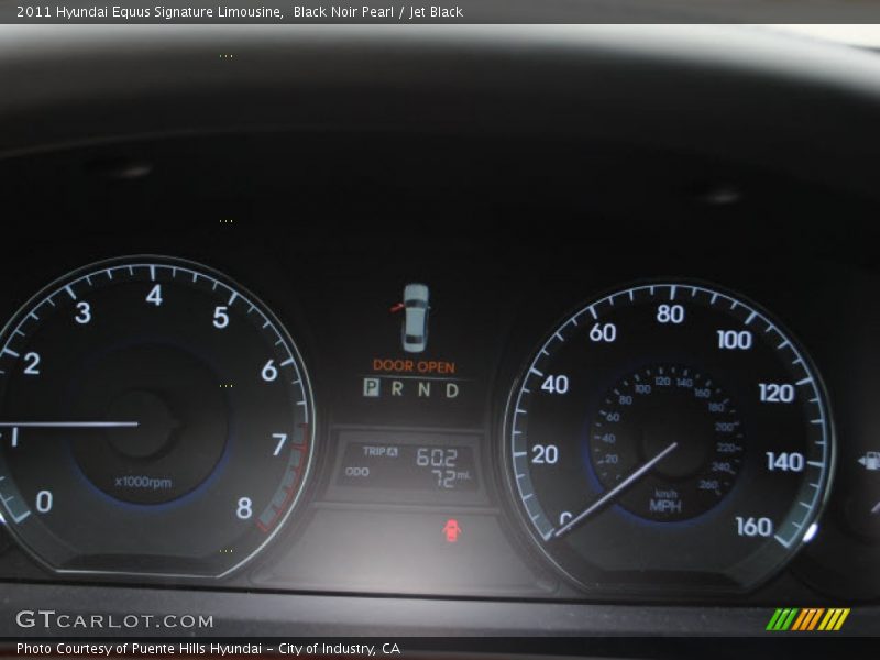 Black Noir Pearl / Jet Black 2011 Hyundai Equus Signature Limousine