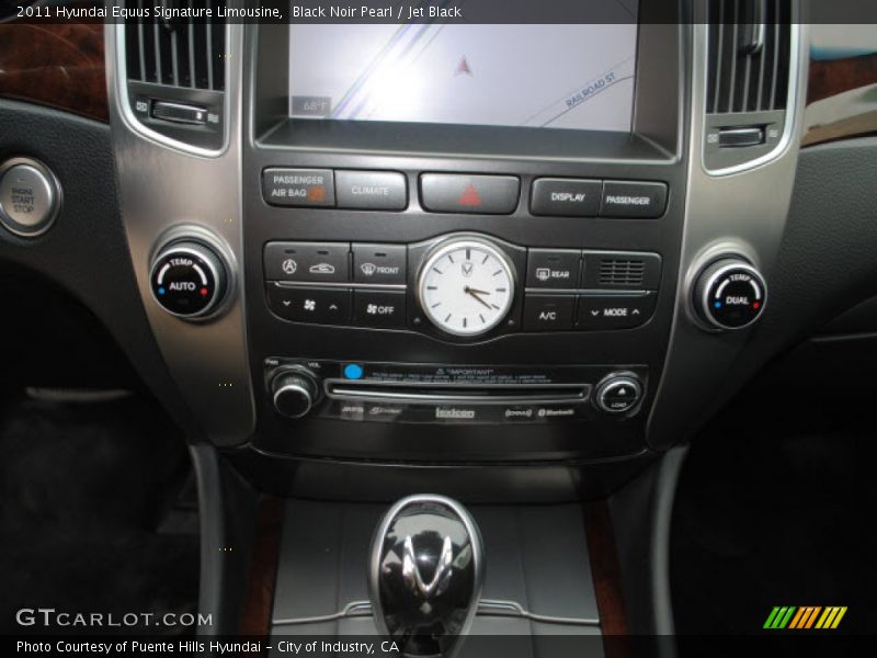 Controls of 2011 Equus Signature Limousine