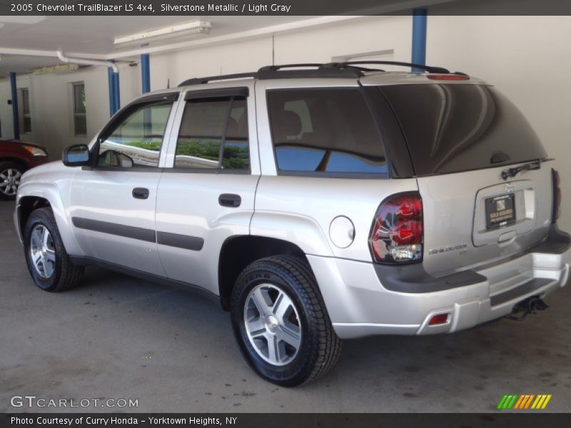Silverstone Metallic / Light Gray 2005 Chevrolet TrailBlazer LS 4x4