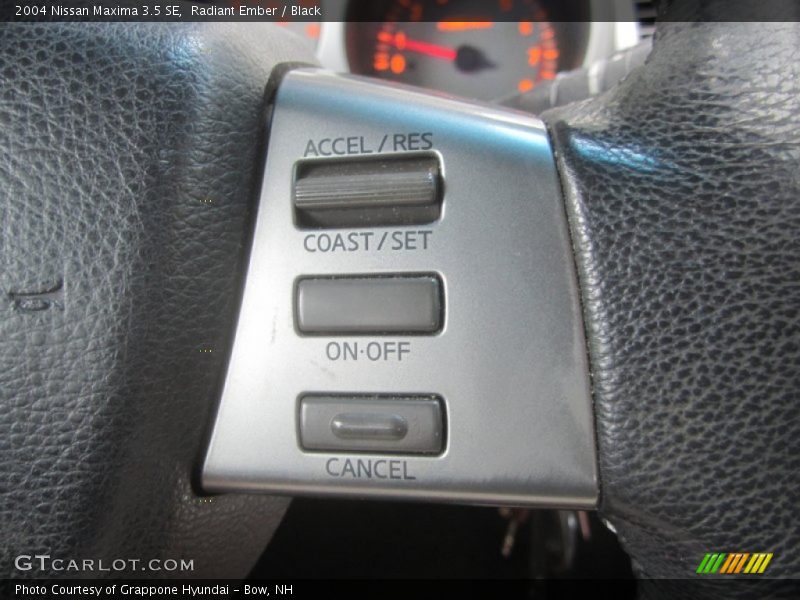 Radiant Ember / Black 2004 Nissan Maxima 3.5 SE