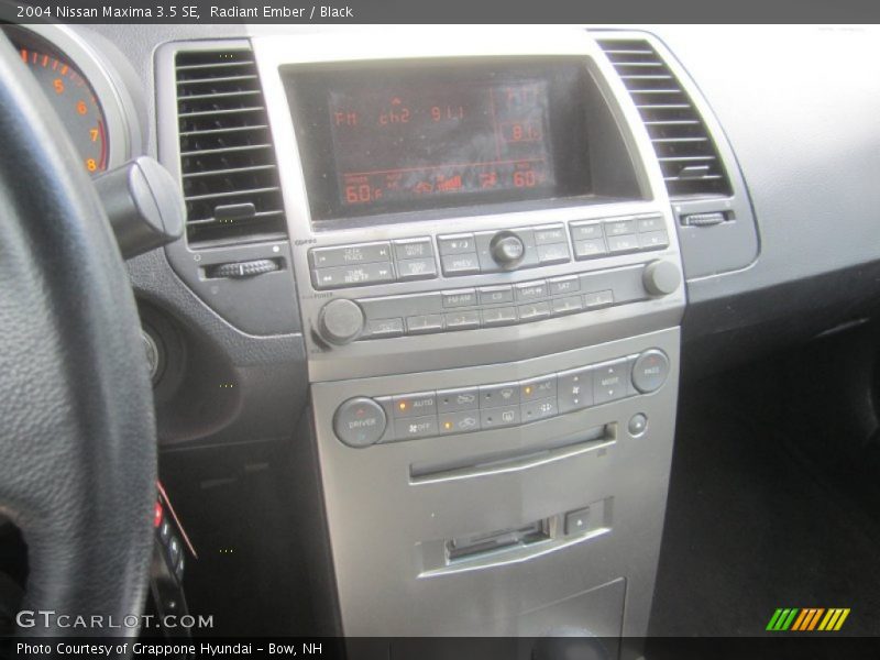 Radiant Ember / Black 2004 Nissan Maxima 3.5 SE