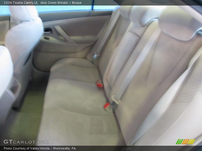 Aloe Green Metallic / Bisque 2009 Toyota Camry LE