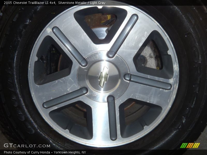 Silverstone Metallic / Light Gray 2005 Chevrolet TrailBlazer LS 4x4