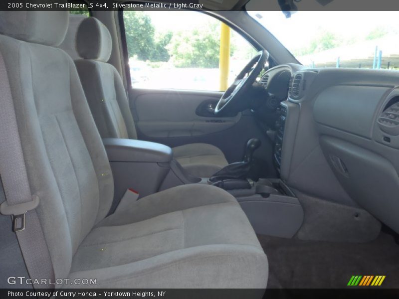 Silverstone Metallic / Light Gray 2005 Chevrolet TrailBlazer LS 4x4