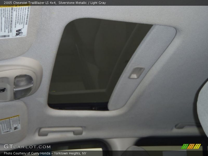 Silverstone Metallic / Light Gray 2005 Chevrolet TrailBlazer LS 4x4