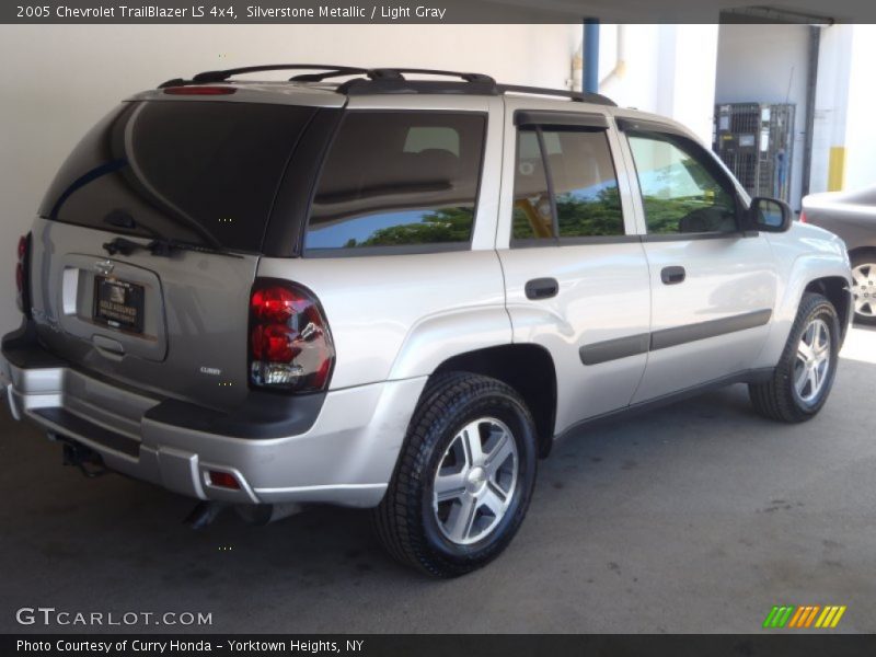Silverstone Metallic / Light Gray 2005 Chevrolet TrailBlazer LS 4x4