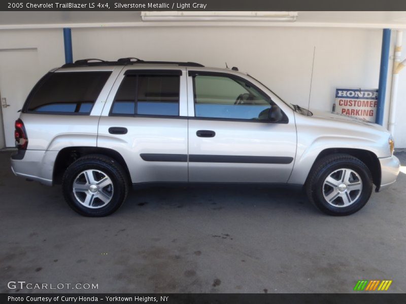 Silverstone Metallic / Light Gray 2005 Chevrolet TrailBlazer LS 4x4