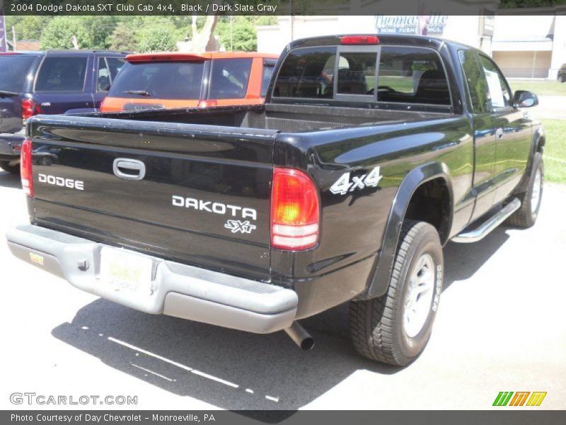 Black / Dark Slate Gray 2004 Dodge Dakota SXT Club Cab 4x4