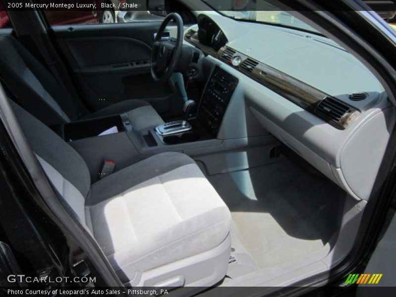 Black / Shale 2005 Mercury Montego Luxury