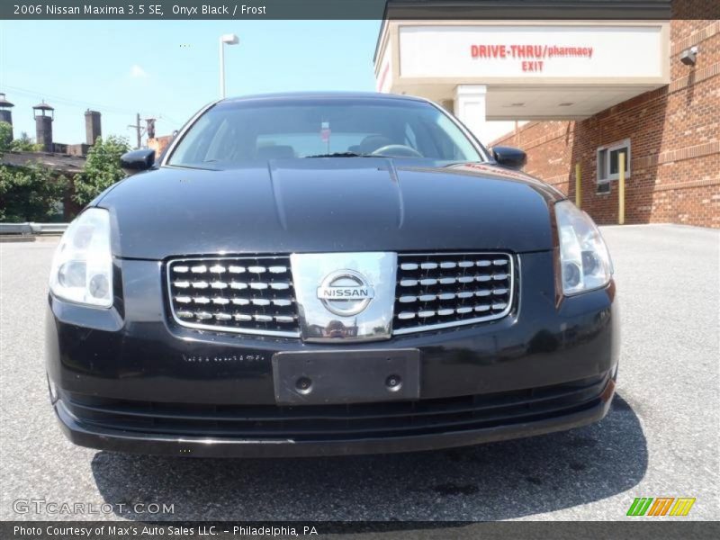 Onyx Black / Frost 2006 Nissan Maxima 3.5 SE