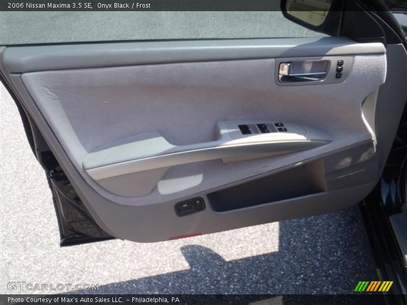 Onyx Black / Frost 2006 Nissan Maxima 3.5 SE