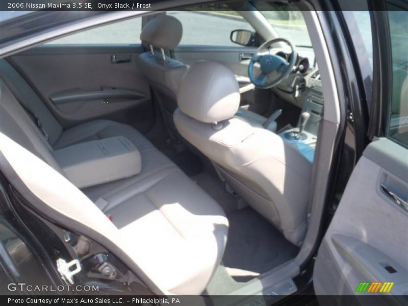 Onyx Black / Frost 2006 Nissan Maxima 3.5 SE