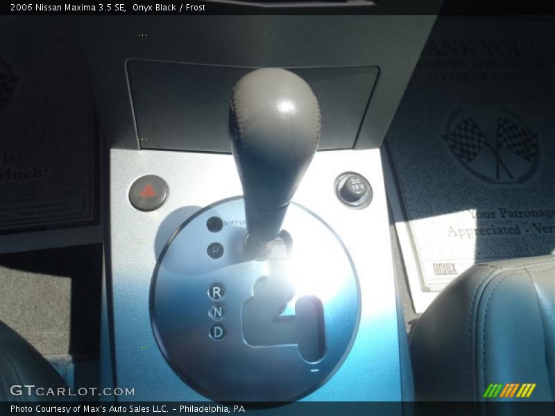 Onyx Black / Frost 2006 Nissan Maxima 3.5 SE