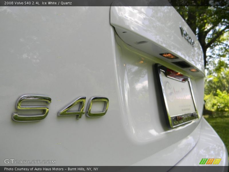 Ice White / Quartz 2008 Volvo S40 2.4i