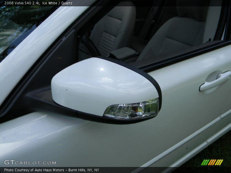 Ice White / Quartz 2008 Volvo S40 2.4i