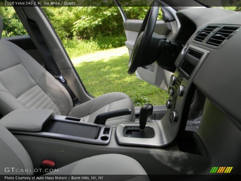 Ice White / Quartz 2008 Volvo S40 2.4i