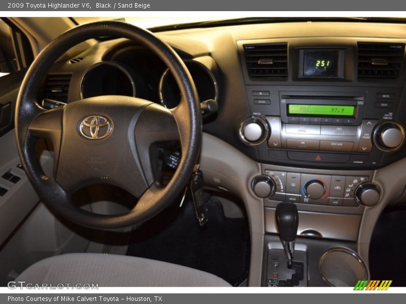 Black / Sand Beige 2009 Toyota Highlander V6