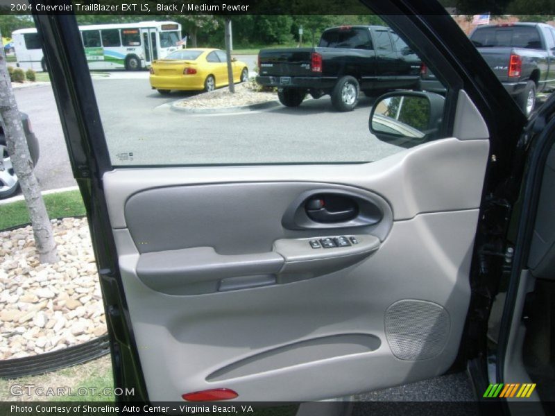 Black / Medium Pewter 2004 Chevrolet TrailBlazer EXT LS