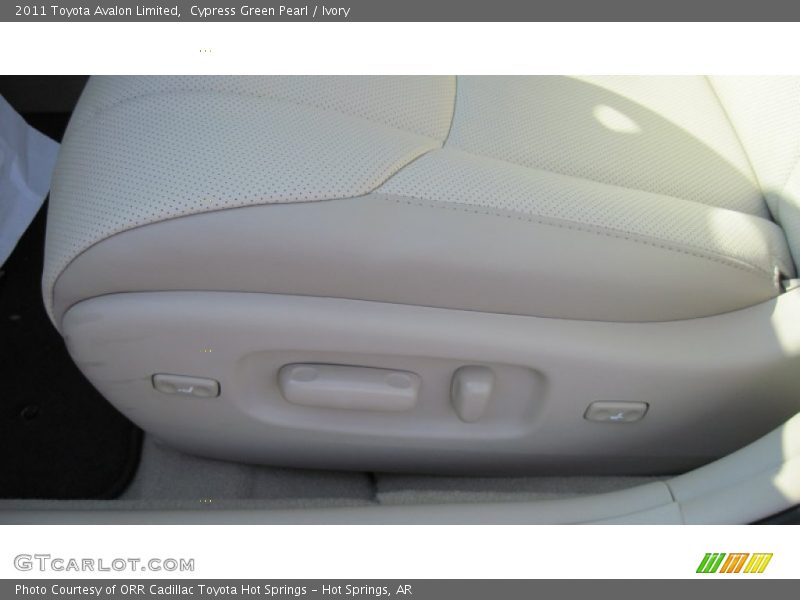 Cypress Green Pearl / Ivory 2011 Toyota Avalon Limited