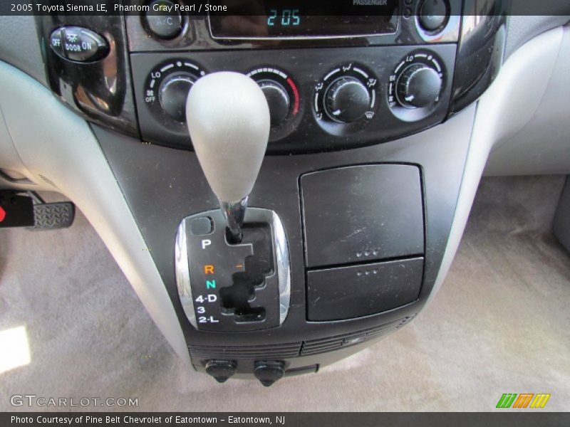 Phantom Gray Pearl / Stone 2005 Toyota Sienna LE