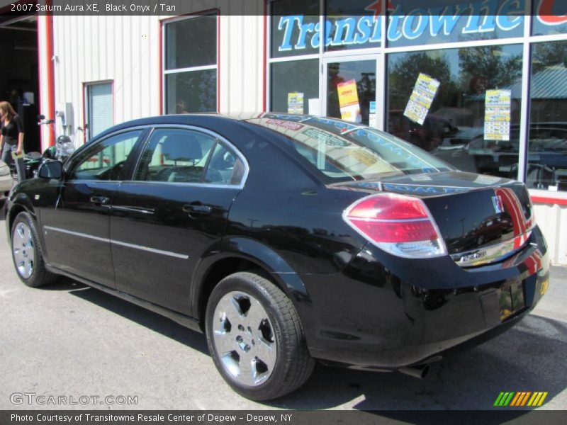 Black Onyx / Tan 2007 Saturn Aura XE