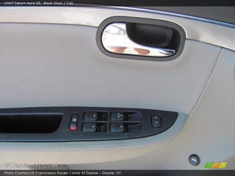 Black Onyx / Tan 2007 Saturn Aura XE