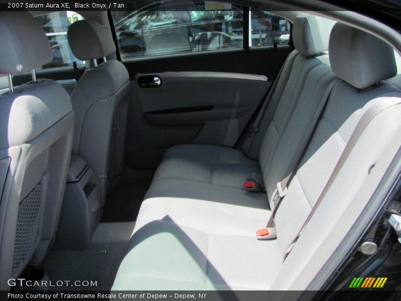 Black Onyx / Tan 2007 Saturn Aura XE