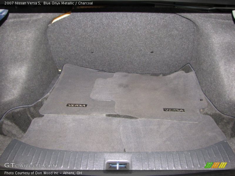 Blue Onyx Metallic / Charcoal 2007 Nissan Versa S