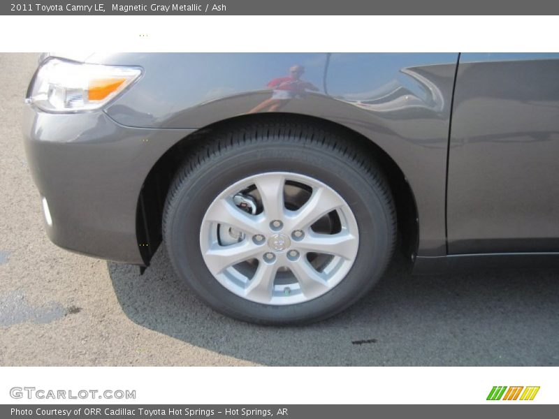 Magnetic Gray Metallic / Ash 2011 Toyota Camry LE