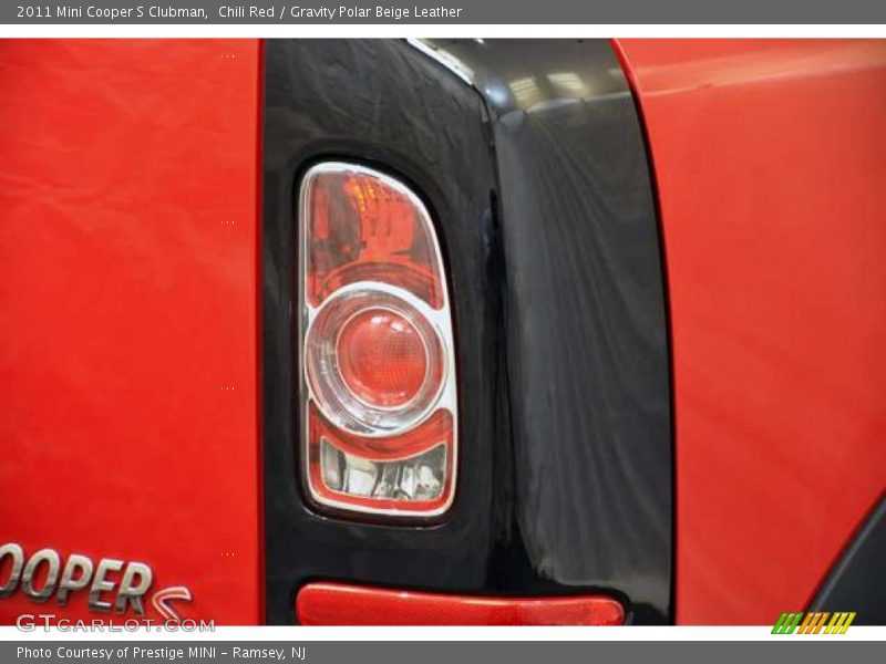 Chili Red / Gravity Polar Beige Leather 2011 Mini Cooper S Clubman