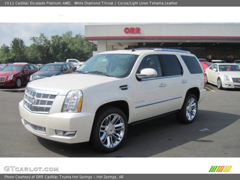 White Diamond Tricoat / Cocoa/Light Linen Tehama Leather 2011 Cadillac Escalade Platinum AWD