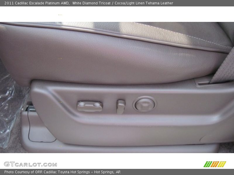 White Diamond Tricoat / Cocoa/Light Linen Tehama Leather 2011 Cadillac Escalade Platinum AWD