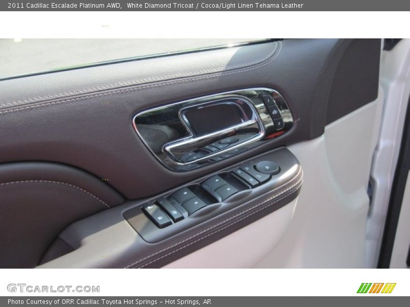 Controls of 2011 Escalade Platinum AWD