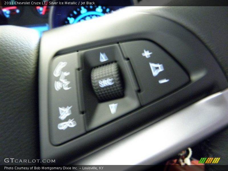 Silver Ice Metallic / Jet Black 2011 Chevrolet Cruze LT