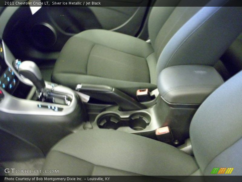 Silver Ice Metallic / Jet Black 2011 Chevrolet Cruze LT