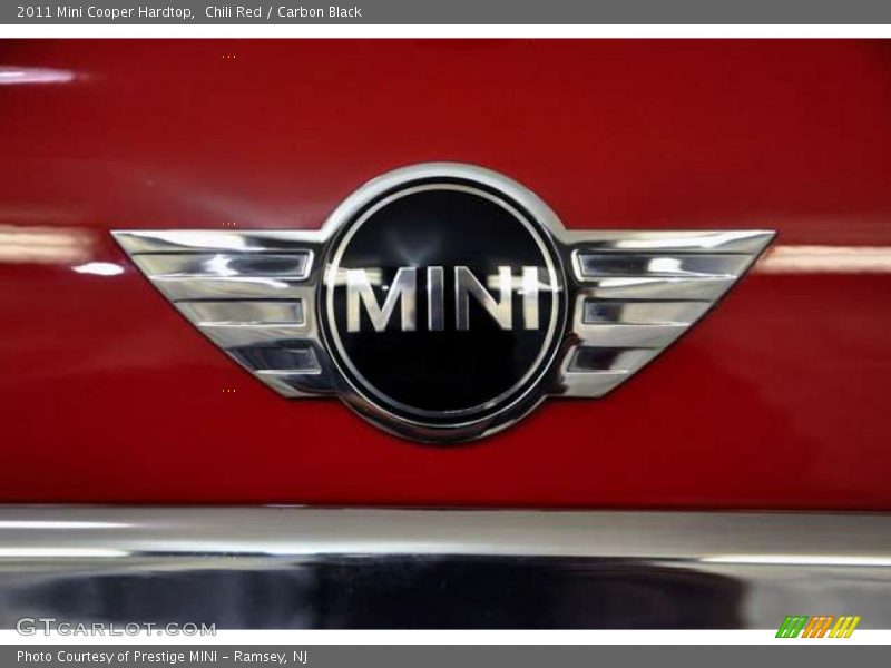 Chili Red / Carbon Black 2011 Mini Cooper Hardtop