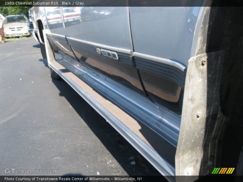 Black / Gray 1989 Chevrolet Suburban R10