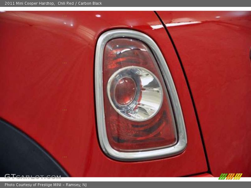 Chili Red / Carbon Black 2011 Mini Cooper Hardtop