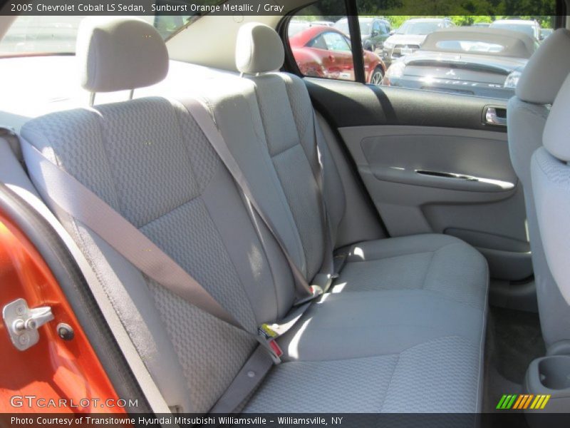  2005 Cobalt LS Sedan Gray Interior