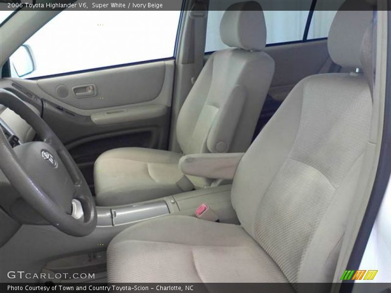 Super White / Ivory Beige 2006 Toyota Highlander V6