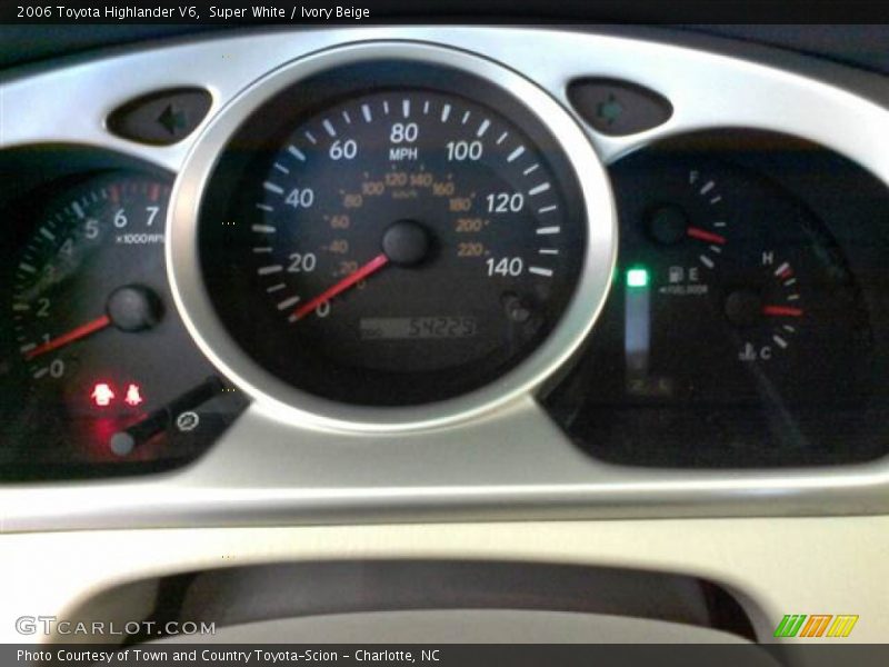 Super White / Ivory Beige 2006 Toyota Highlander V6