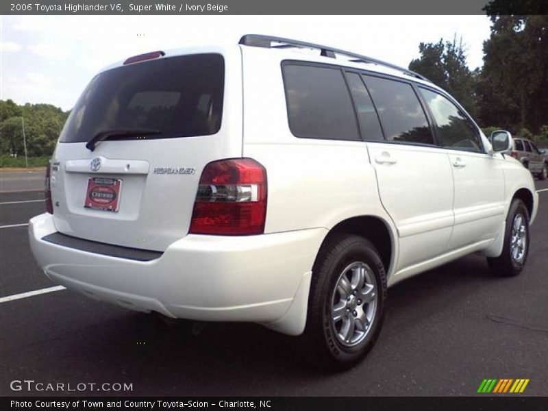 Super White / Ivory Beige 2006 Toyota Highlander V6