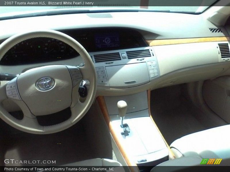 Blizzard White Pearl / Ivory 2007 Toyota Avalon XLS