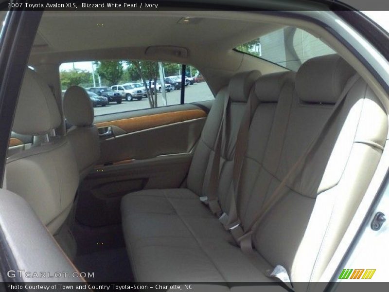 Blizzard White Pearl / Ivory 2007 Toyota Avalon XLS