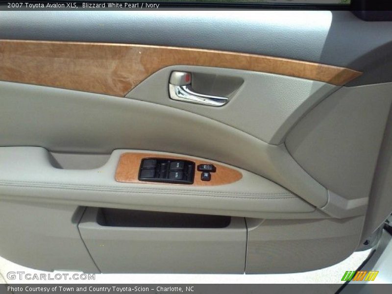 Blizzard White Pearl / Ivory 2007 Toyota Avalon XLS
