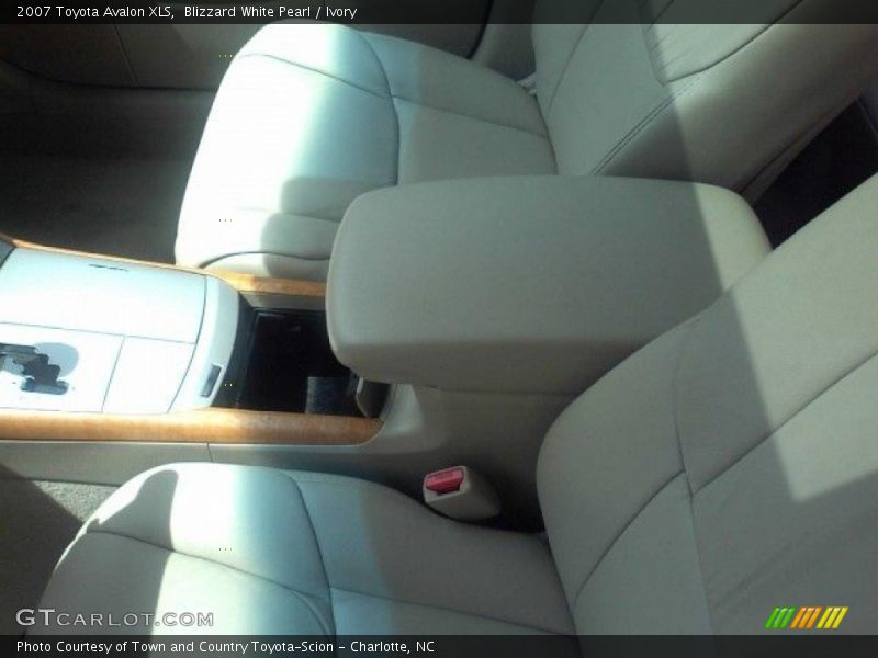 Blizzard White Pearl / Ivory 2007 Toyota Avalon XLS