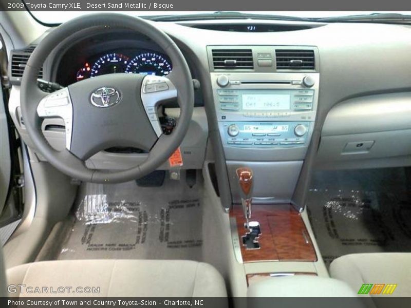 Desert Sand Metallic / Bisque 2009 Toyota Camry XLE