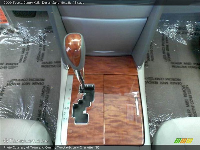 Desert Sand Metallic / Bisque 2009 Toyota Camry XLE