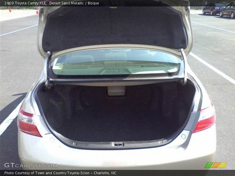 Desert Sand Metallic / Bisque 2009 Toyota Camry XLE